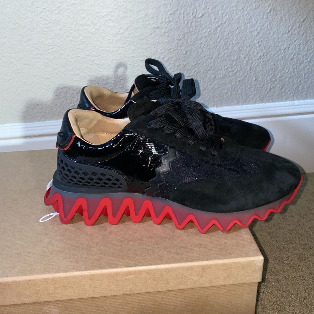 Zig zag Red bottom sneakers